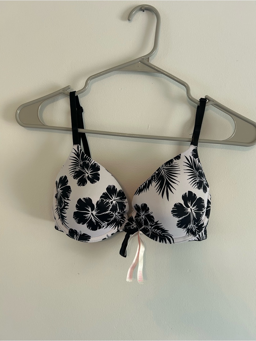 PINK Victoria's Secret Black & White Floral Push-Up Bra